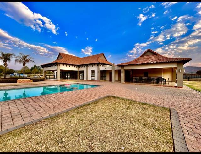 LAND FOR SALE IN THE ISLANDS ESTATES